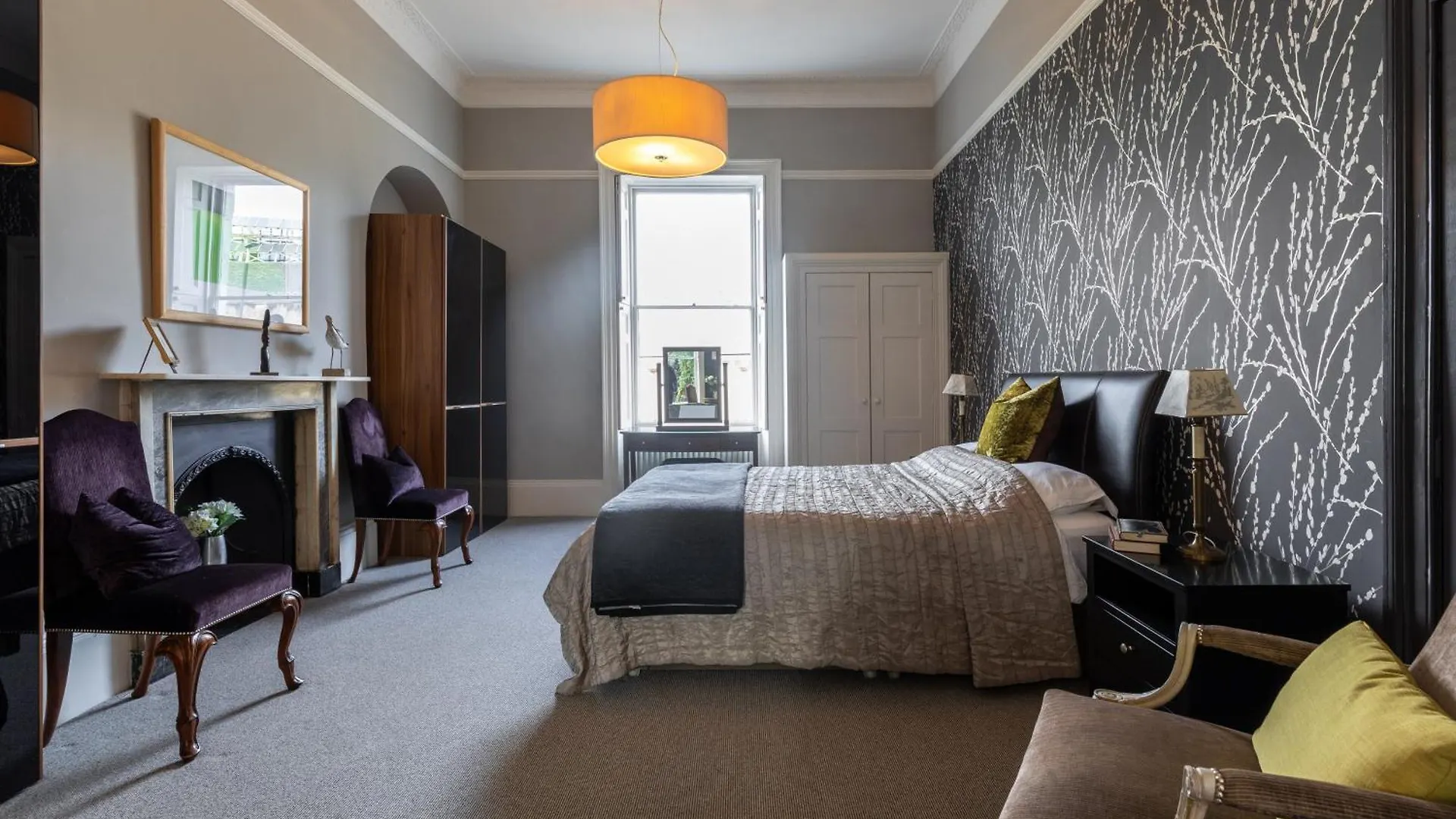 Spacious, Light-Filled Central Period Apartment Bath