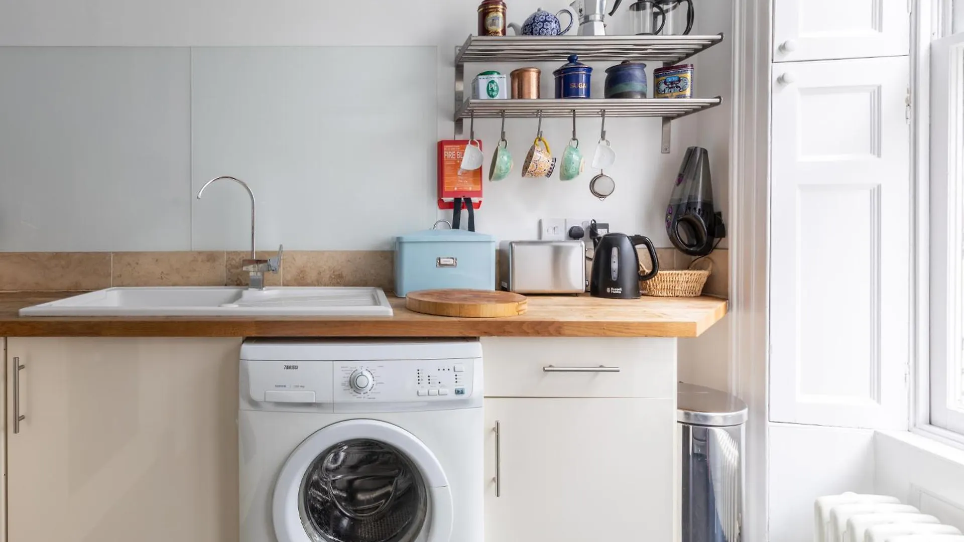 Spacious, Light-Filled Central Period Apartment Bath United Kingdom